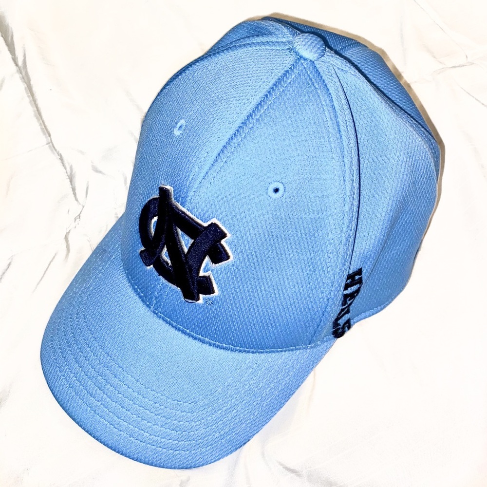 UNC CHAPEL HILL HAT